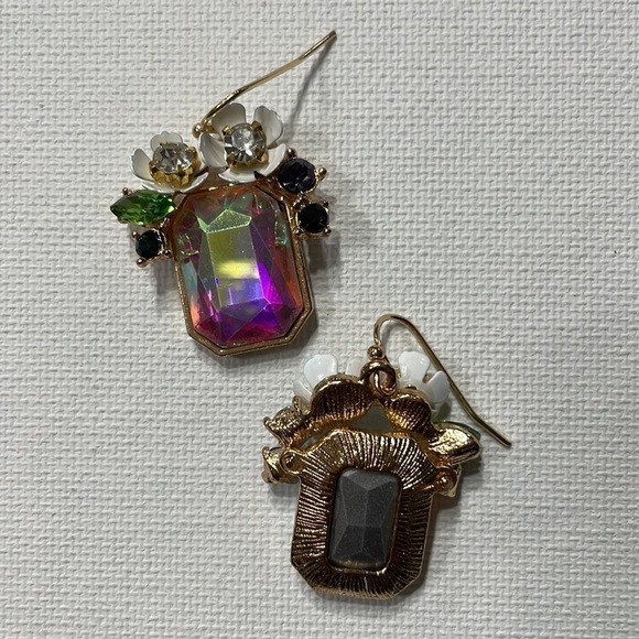 Betsy Johnson Cluster Stone Flower Drop Earrings - Picture 7 of 12